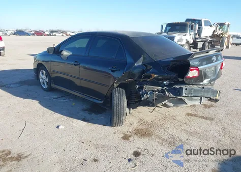 2013 Toyota Corolla S z USA, uszkodzony, nr VIN 5YFBU4EE2DP195314